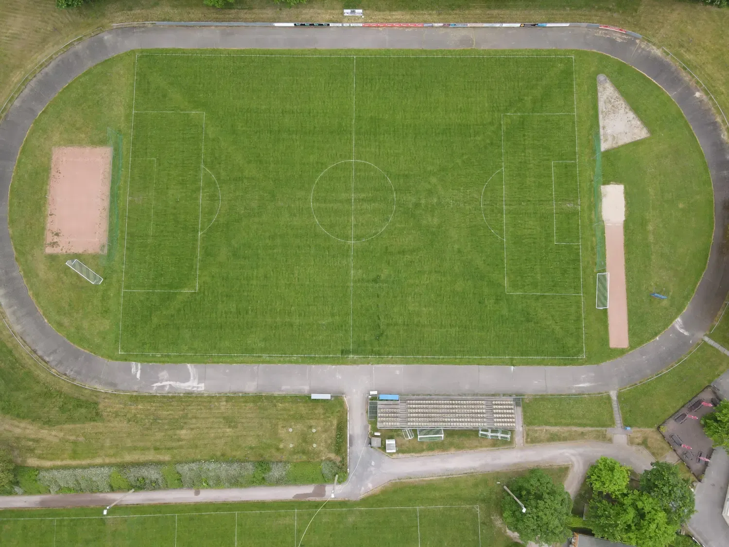 Drohnenaufnahme des Südost-Stadions in Leipzig-Stötteritz heute